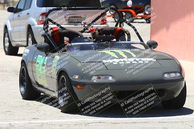 media/May-21-2025-Open Track Racing (Wed) [[0cf463b4fb]]/Around the Pits/